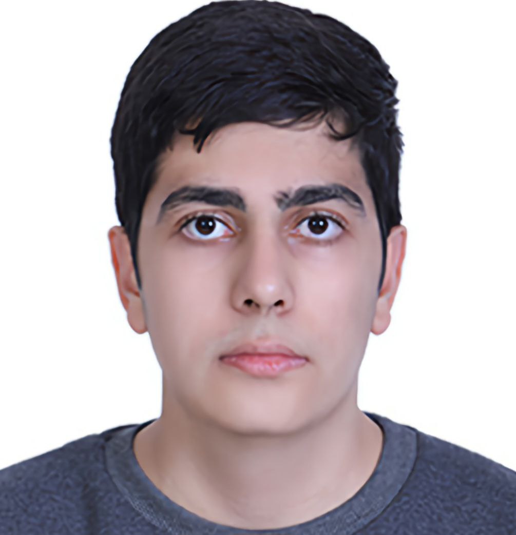 رادین شریفی